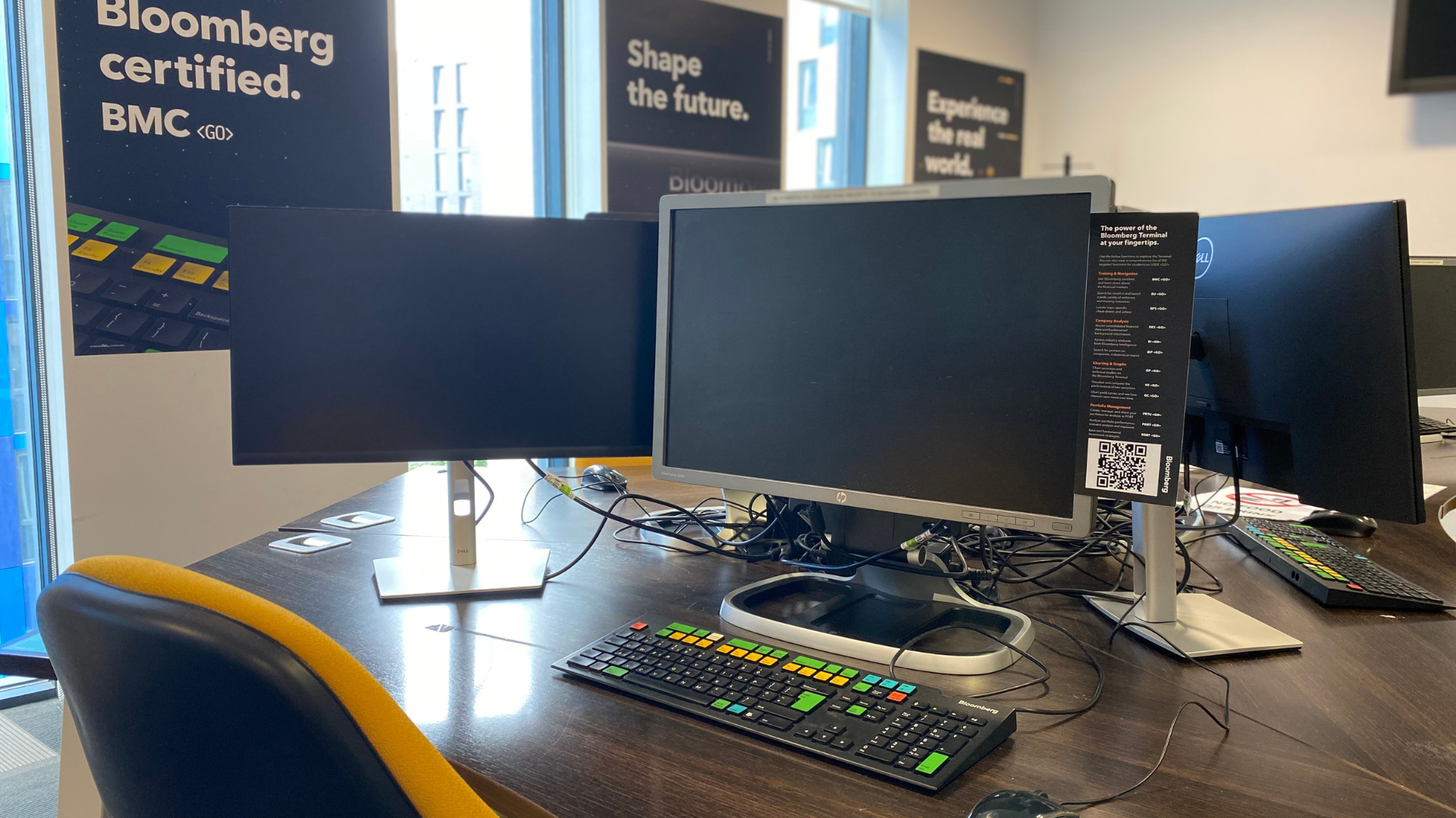 Bloomberg terminal with dual monitor